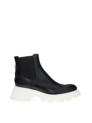 Alexander McQueen Chelsea ankle boots heel White